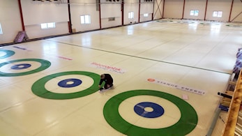 Populært å være banesponsor